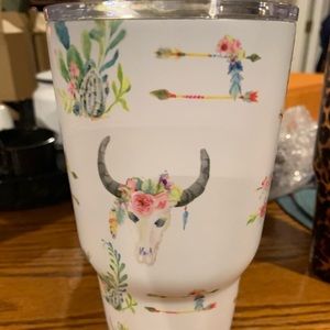 Beautiful cow yeti cup
